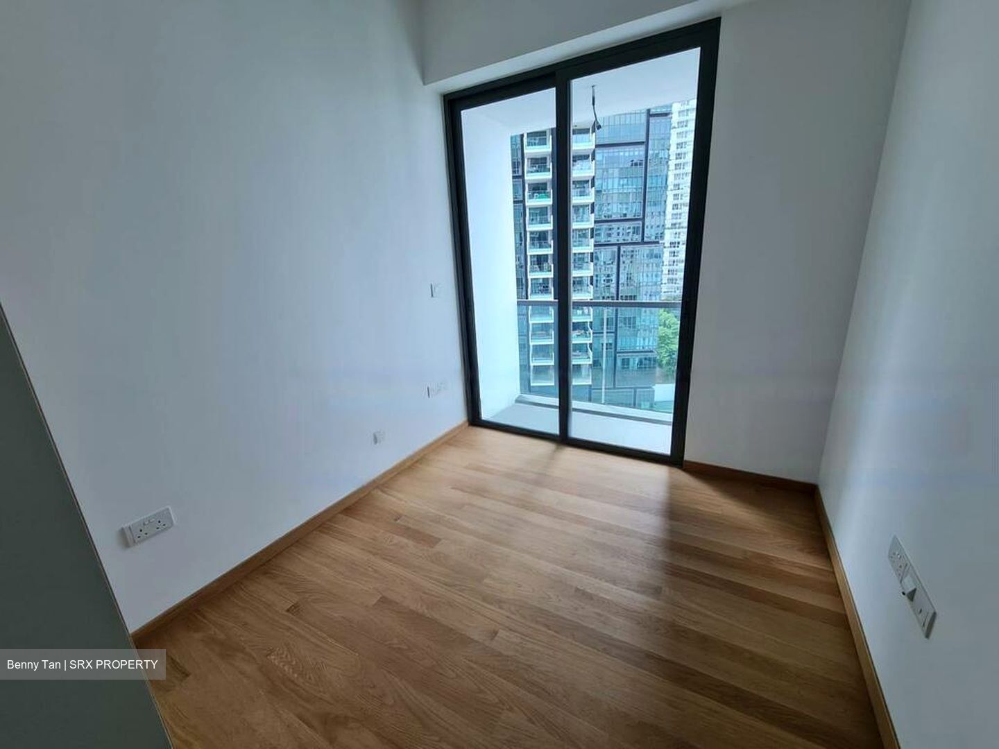 8 Saint Thomas (D9), Condominium #458661801